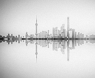 《地狱潜者2》在线人数破450000万 进入Steam前二十